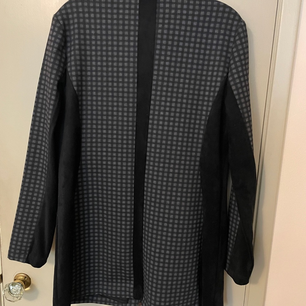 Joseph Ribkoff Black and Gray Checkered Blazer - Picture 2 of 15